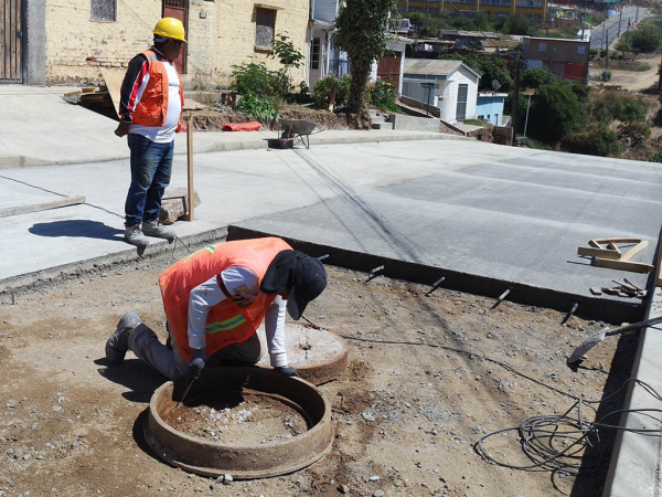 Vecindad de Alto Cerro Alegre tendrá 5 Calles pavimentadas