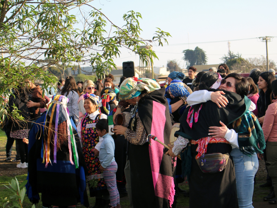 Más de un centenar de personas participaron en la Ruka de Llolleo del  tradicional Wuñol Txipantu