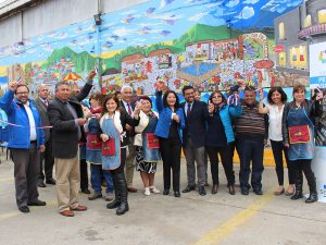 Mural de Mosaicos en el Mercado de San Antonio realza a todo color la historia del Comercio Local