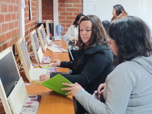 San Antonio activa apoyo presencial para evitar que vecinos queden fuera de subsidios estatales