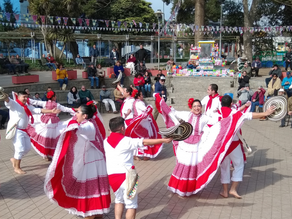 Conjunto Folkl&oacute;rico Pto. San Antonio vuelve a Plaza de Llolleo