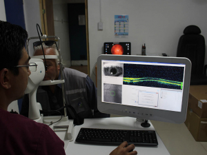 Moderno equipo oftalmológico único en la provincia y escaso en el país llegó al CESFAM Barrancas