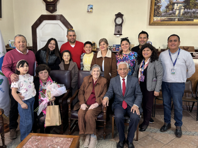 Funcionaria del Cesfam Diputado Manuel Bustos Huerta se acoge a retiro tras 21 años de servicio