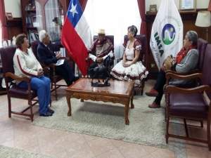 Municipio de San Antonio felicita a pareja de cueca adulta mayor