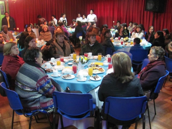 Día de la madre: Municipio de San Antonio celebró con ellas en su día