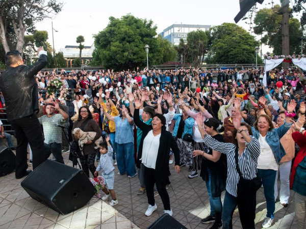 Los Rumberos del 900 y  la cantante Katherine Rodríguez cerrarán ciclo 2025  de “Cuerdas del Corazón”