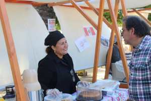 Exitoso encuentro gastronómico y de fiesta de la multiculturalidad se vivió en la Plaza de Llolleo