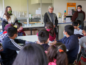 Estudiantes disfrutarán y aprenderán del arte en sus establecimientos