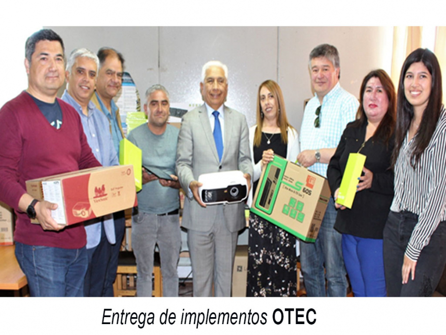 OTEC Municipal traspasa recursos a liceo técnico profesional