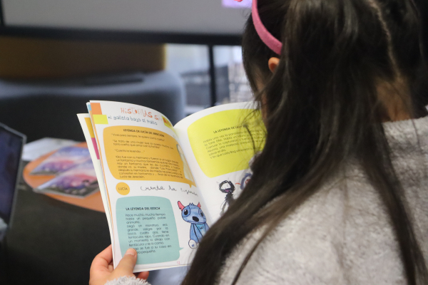 Revista Puentes present&oacute; su segunda edici&oacute;n con creaciones literarias de ni&ntilde;as de la residencia de Llolleo  &nbsp;
