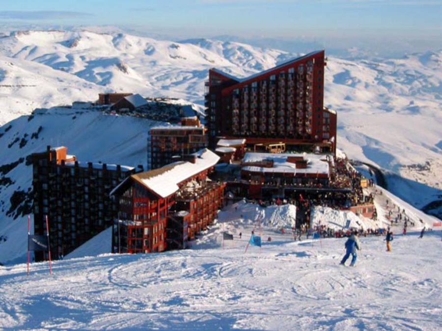 “OMIL” ofrece 356 cupos de trabajo en “Valle Nevado”