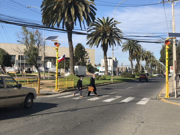 Operativos se encuentran cuatro pasos peatonales inteligentes en la comuna de San Antonio