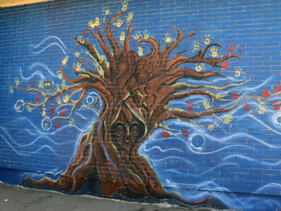 Inauguran mural en reconocimiento de estudiantes egresados en Liceo Juan Dante Parraguez