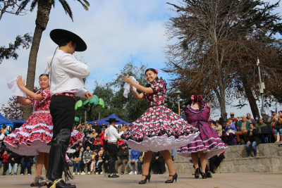 En la plaza de Llolleo se celebrará la chilenidad con la actividad “Póngale No Más”