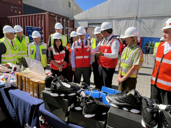 Jornada de capacitaci&oacute;n sobre tr&aacute;fico il&iacute;cito de propiedad intelectual en San Antonio  &nbsp;