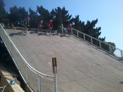 Municipalidad saca pecho por ayudar al Bicicross