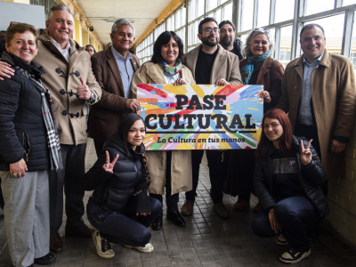 Estudiantes del Liceo Juan Dante Parraguez participaron en charla sobre beneficios del Pase Cultural   